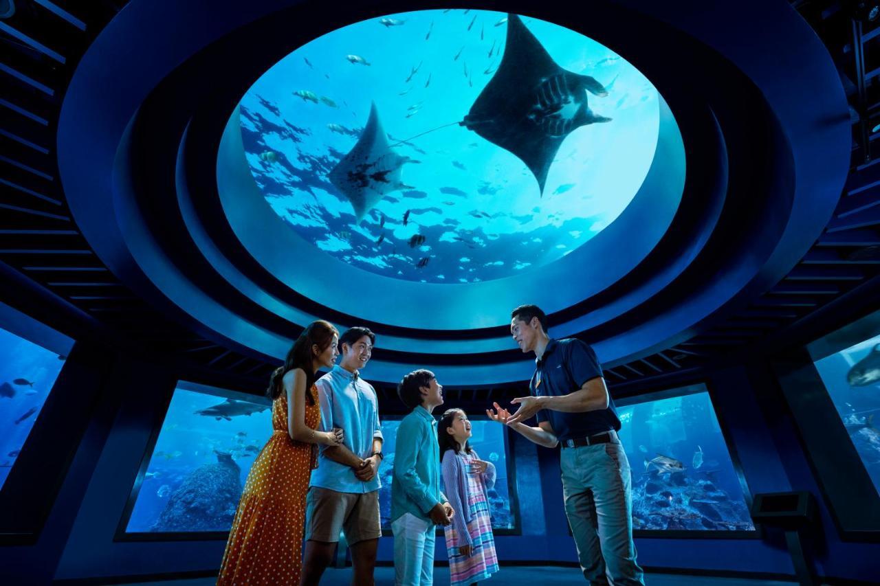 Resorts World Sentosa - Crockfords Tower Singapore Eksteriør billede